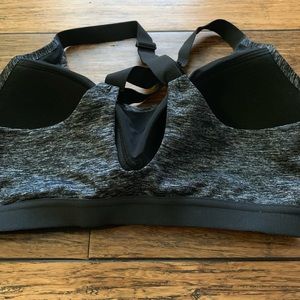 Victoria's Secret Intimates & Sleepwear - Victoria Secret - Sports Bra NWT Victoria's Secret Intimates & Sleepwear - Victoria Secret - Sports Bra NWT
